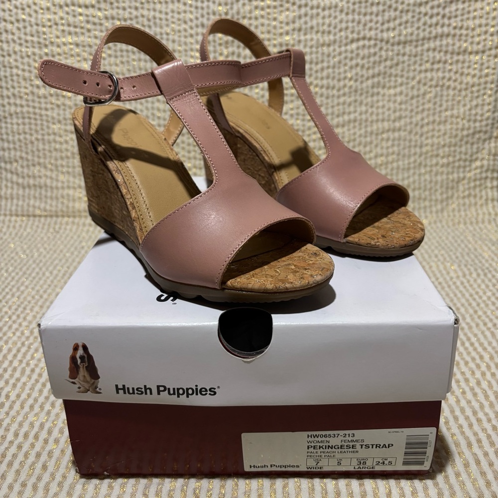 Hush Puppies Wedge Leather Sandals Pekingese Size 7 Wide